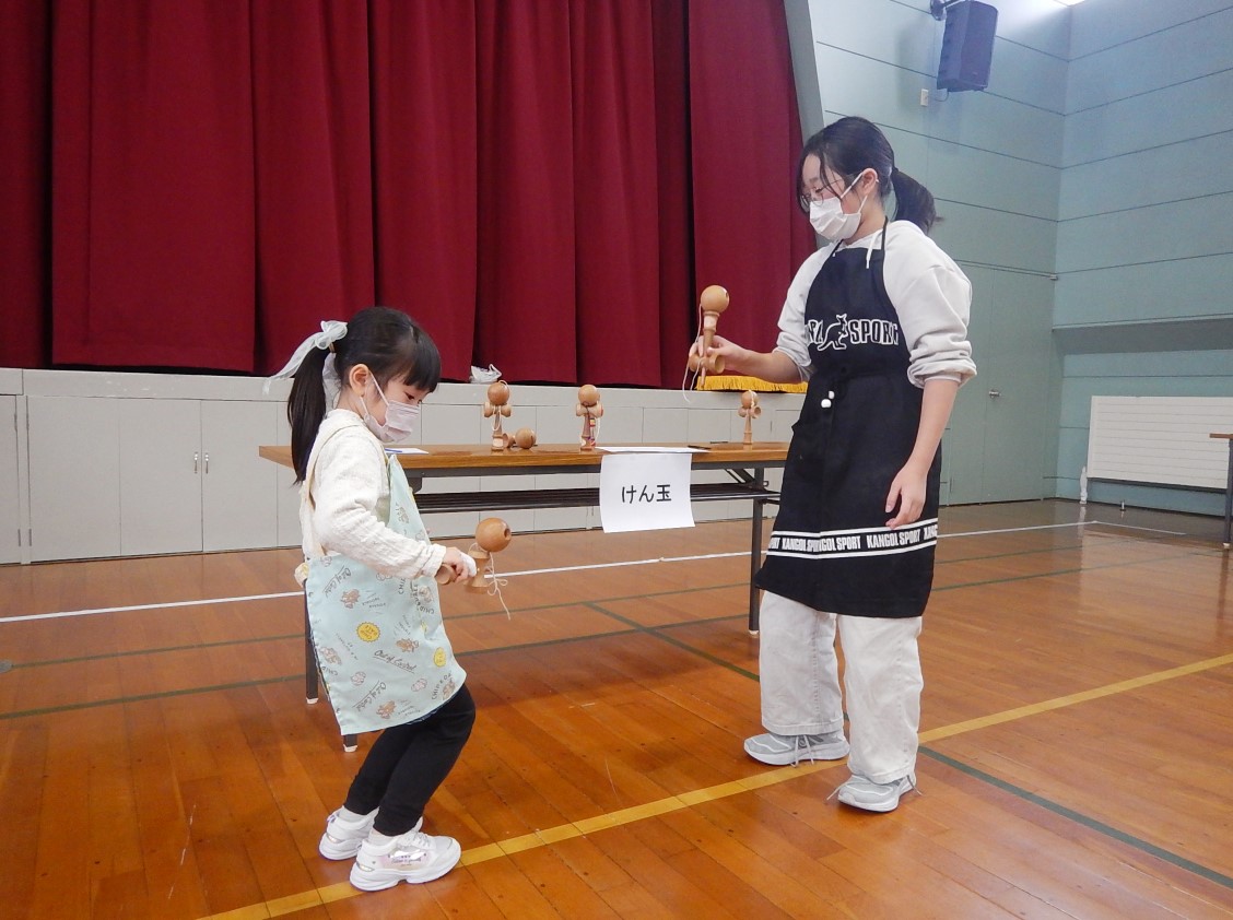 １