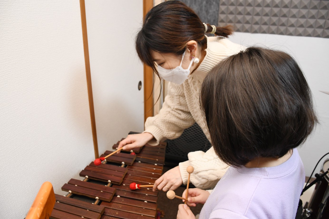 １