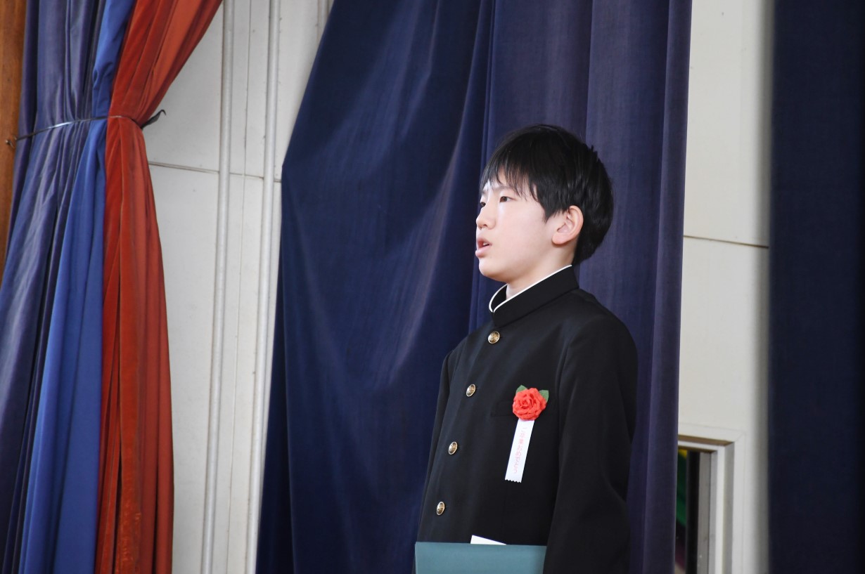 １