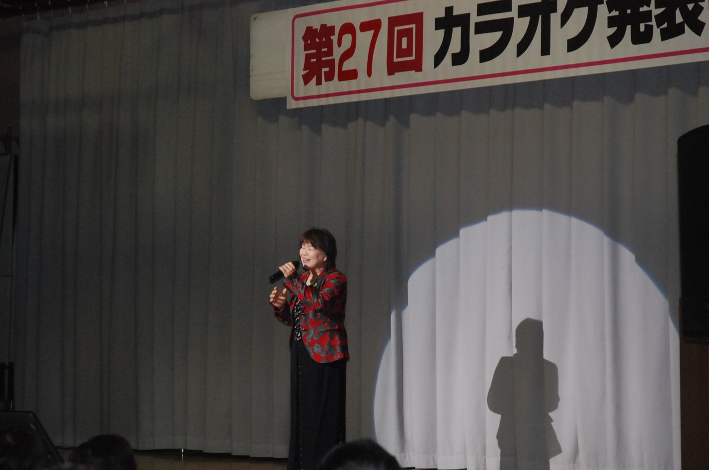 １