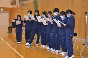 代読