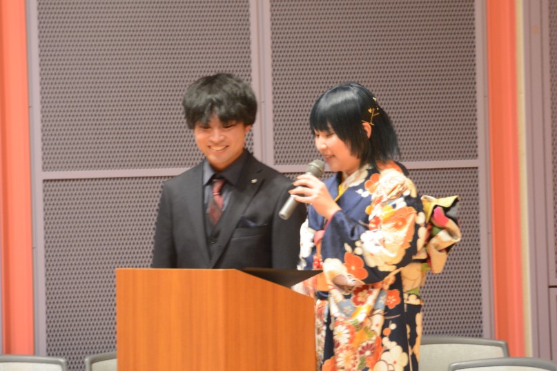 １