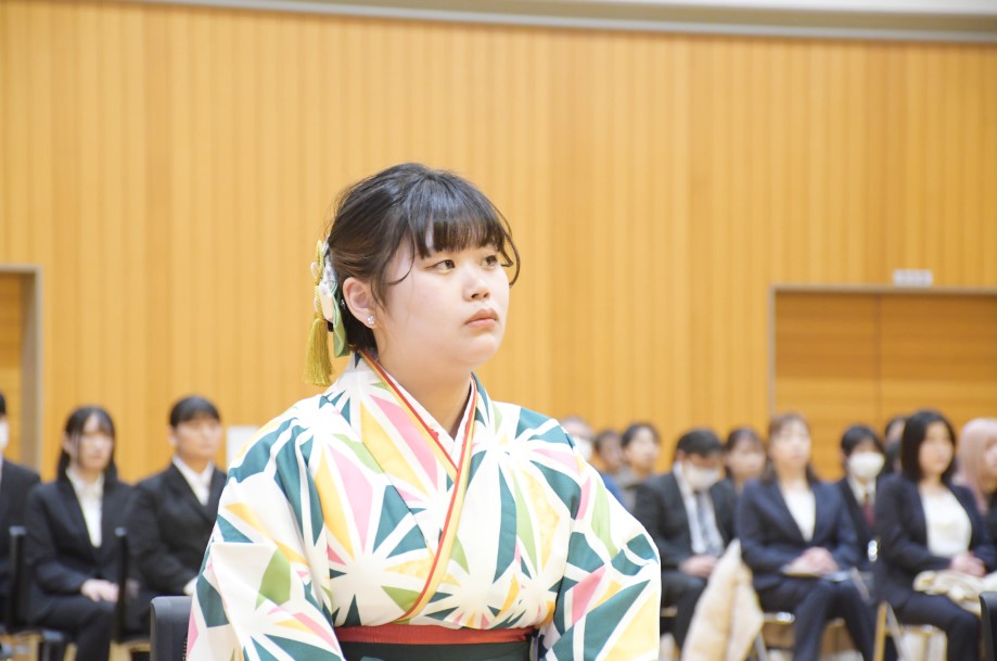 １