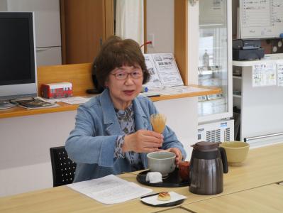講師