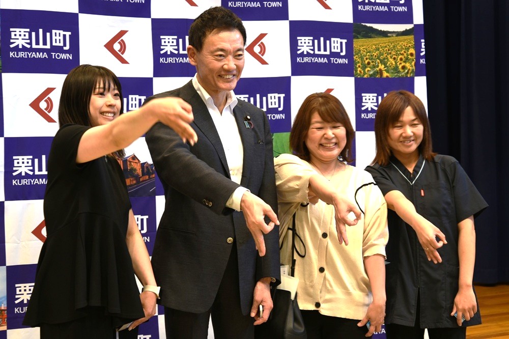 5