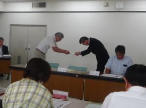 交付