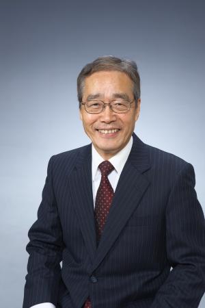 講師