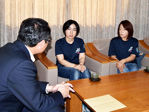 今月の一枚＊くりやまOH!!夢乱咲が訪問.jpg