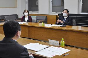 自治基本条例検討委員会が報告