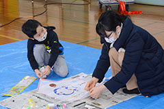 親子で凧づくり体験教室