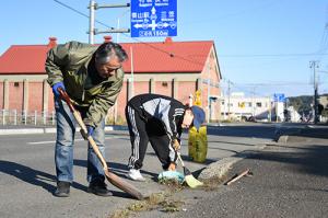 町をみんなできれいに＊秋の全町一斉清掃