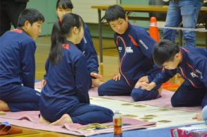 今年は親睦大会も開催＊全町子どもかるた大会