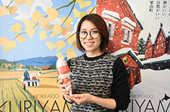 栗山産いちごを使ったアイス発売＊セコマグループが訪問