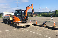 側溝をきれいに修繕＊井沢建設株式会社に感謝状