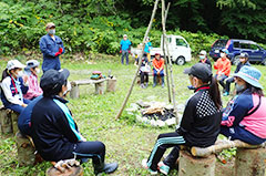 里山で遊び場づくり＊栗山キッズクラブ