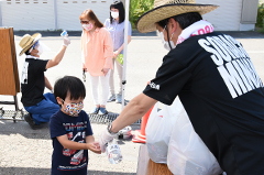 夏の新鮮野菜で賑わう＊JAそらち南農産物即売会
