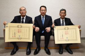 叙勲（瑞宝単光章）を受章＊永田英隆さん、中山哲夫さん