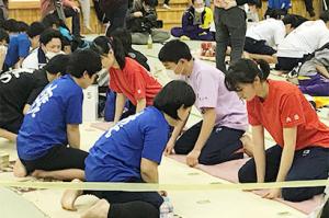 全道の舞台で大健闘＊北海道子どもかるた大会