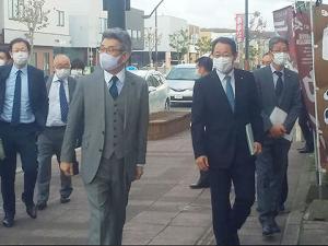 武田総務大臣が視察来町