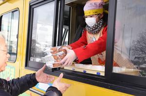 児童考案「栗っ子ロッケ」を販売＊栗山小学校6年生食育授業