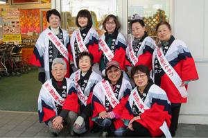 買い物客に火災予防を啓発＊栗山地区女性防火クラブ