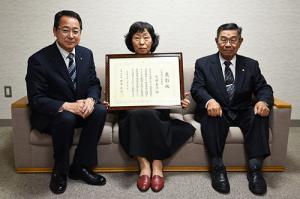 北海道社会貢献賞を受賞＊佐藤惠子さん