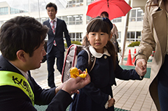 3つの約束守って楽しい学校生活を＊栗山小学校入学式