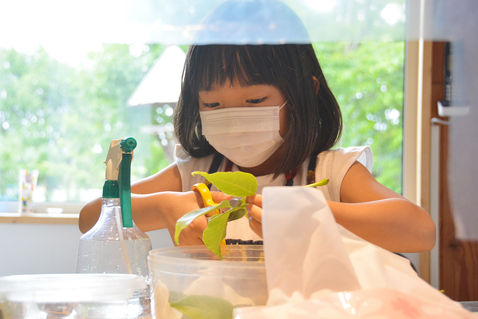 動物好きな子に一日飼育員を＊こどもえさやり体験