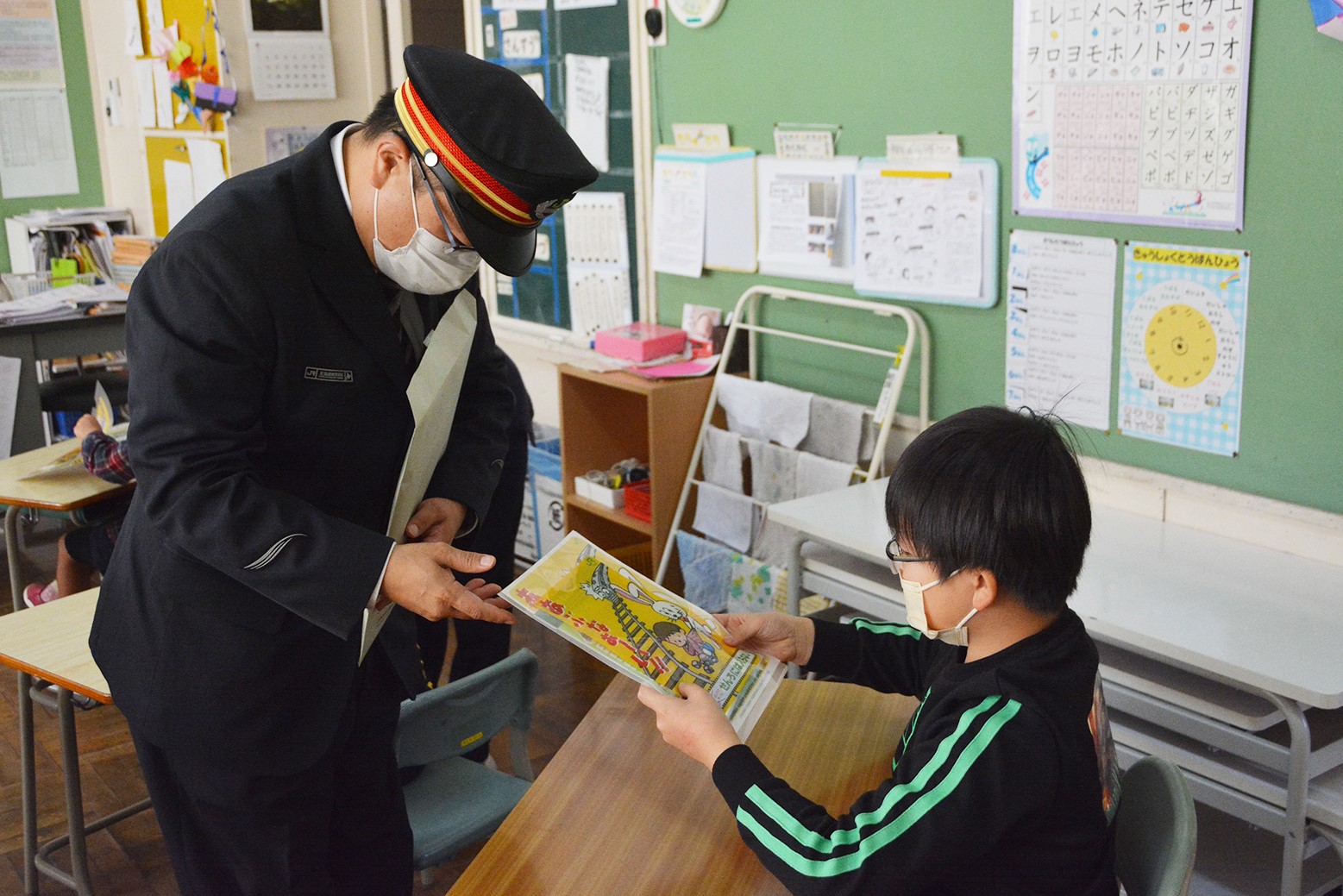 電車内でのルールを学ぶ＊JR乗車体験事前学習