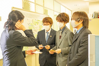 男子