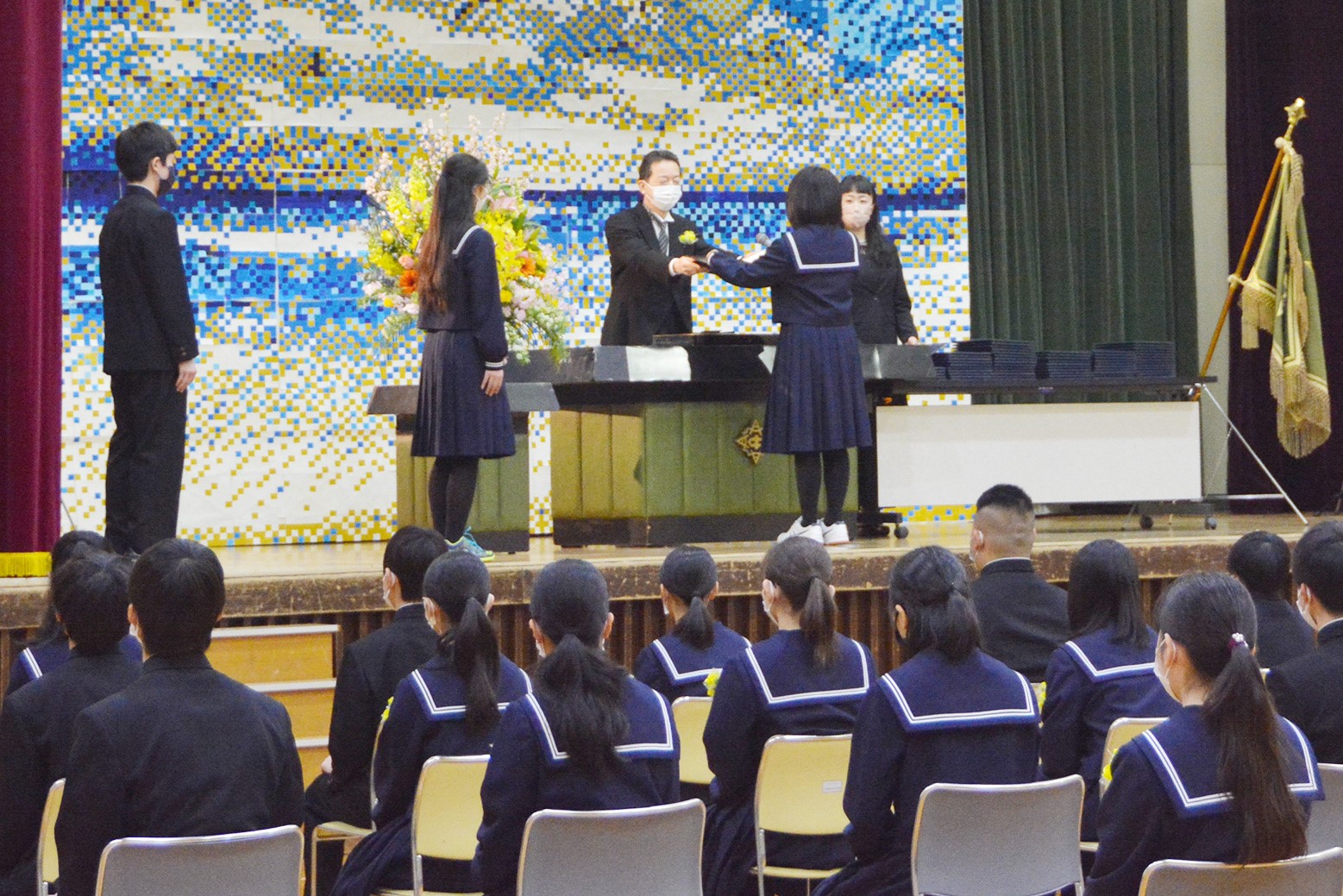 新たな目標に向かって＊栗山中学校卒業式