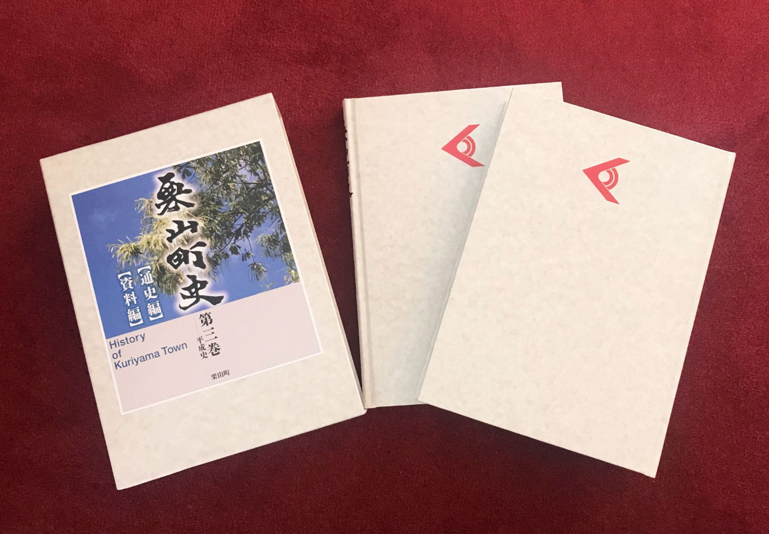 ４