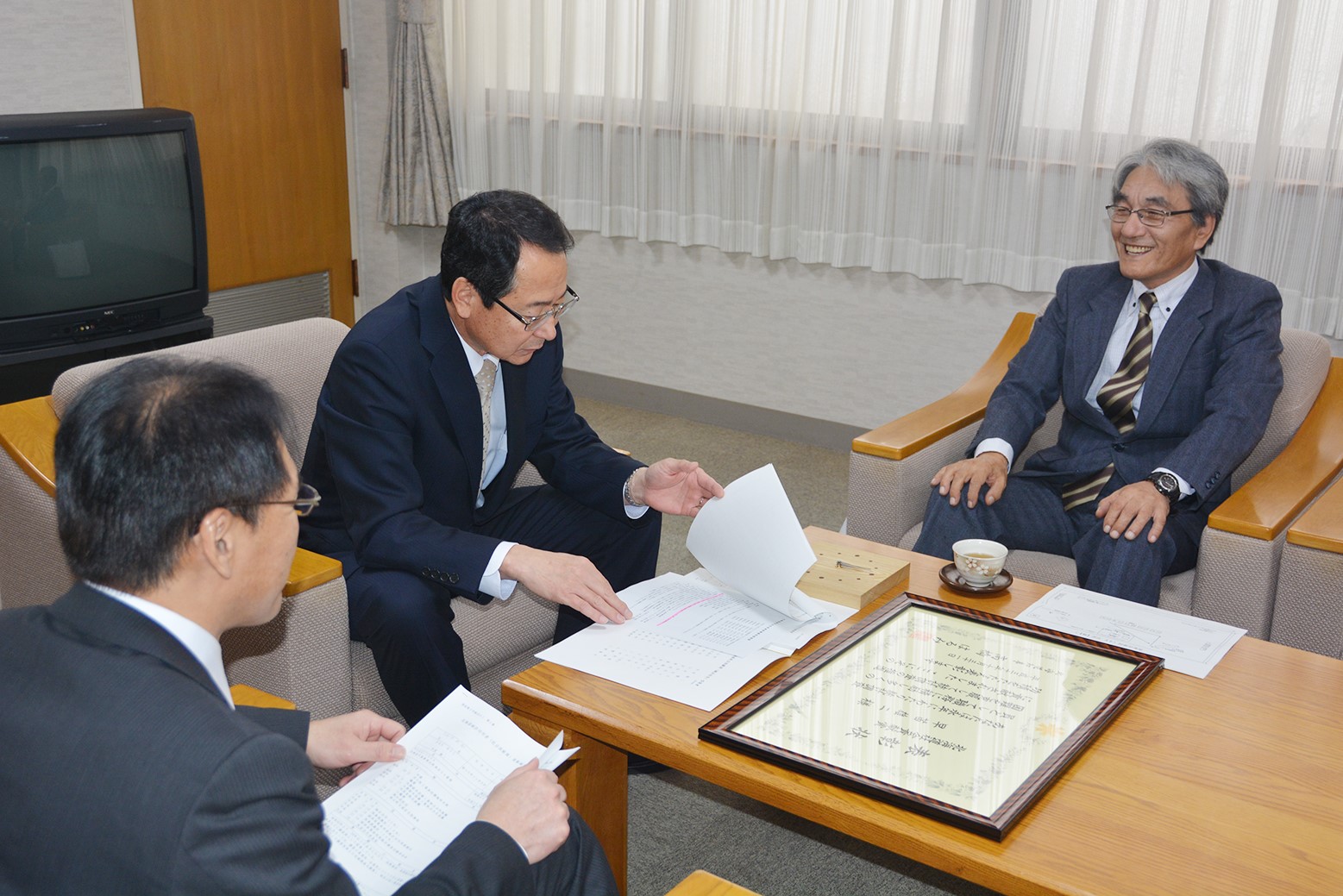 長年の統計調査事務の功績を称えて＊早苗雄二さん