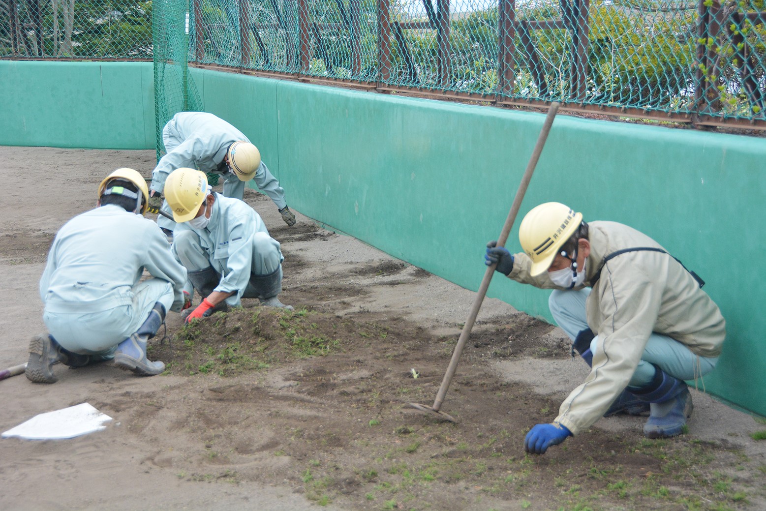 きれいなグラウンドに整備＊井沢建設株式会社