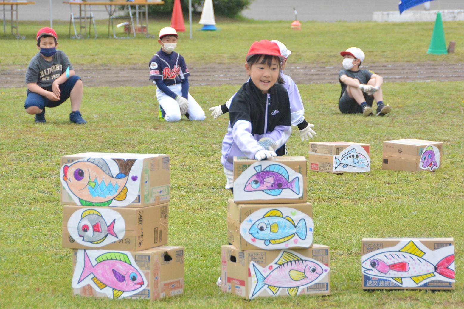 競争も楽しげに＊角田小学校運動会