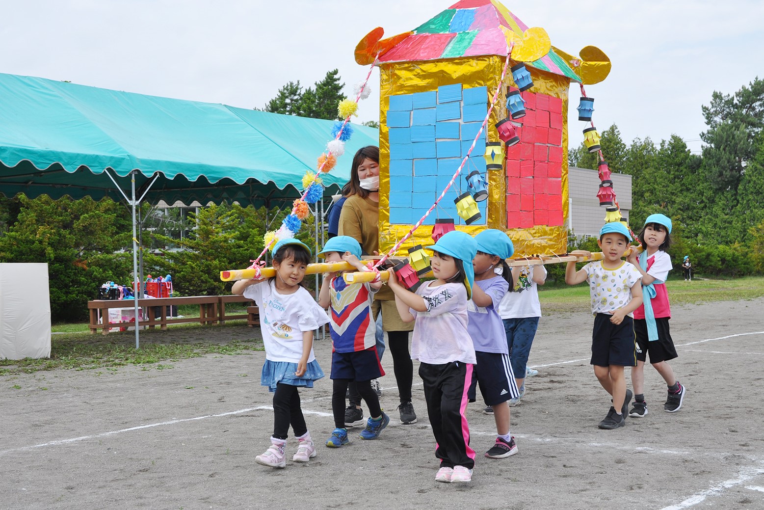 歌と踊りで祭りをお手伝い＊栗山いちい認定こども園運動会