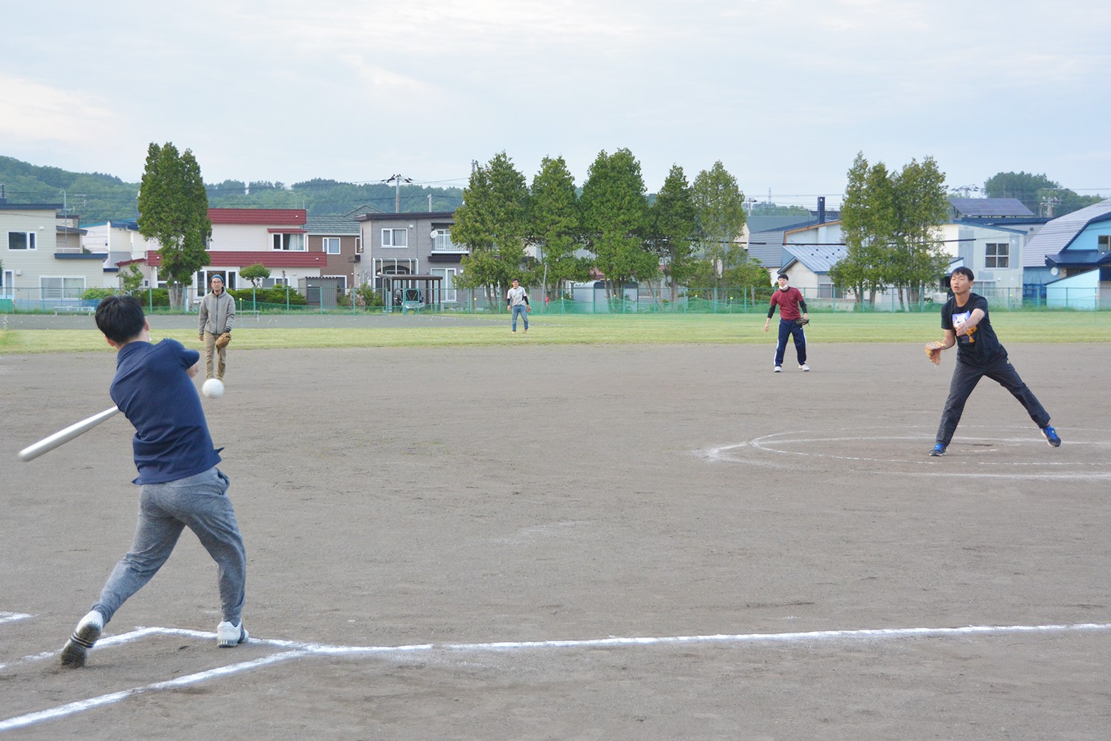 初戦から全力投球＊第61回全町ソフトボール大会