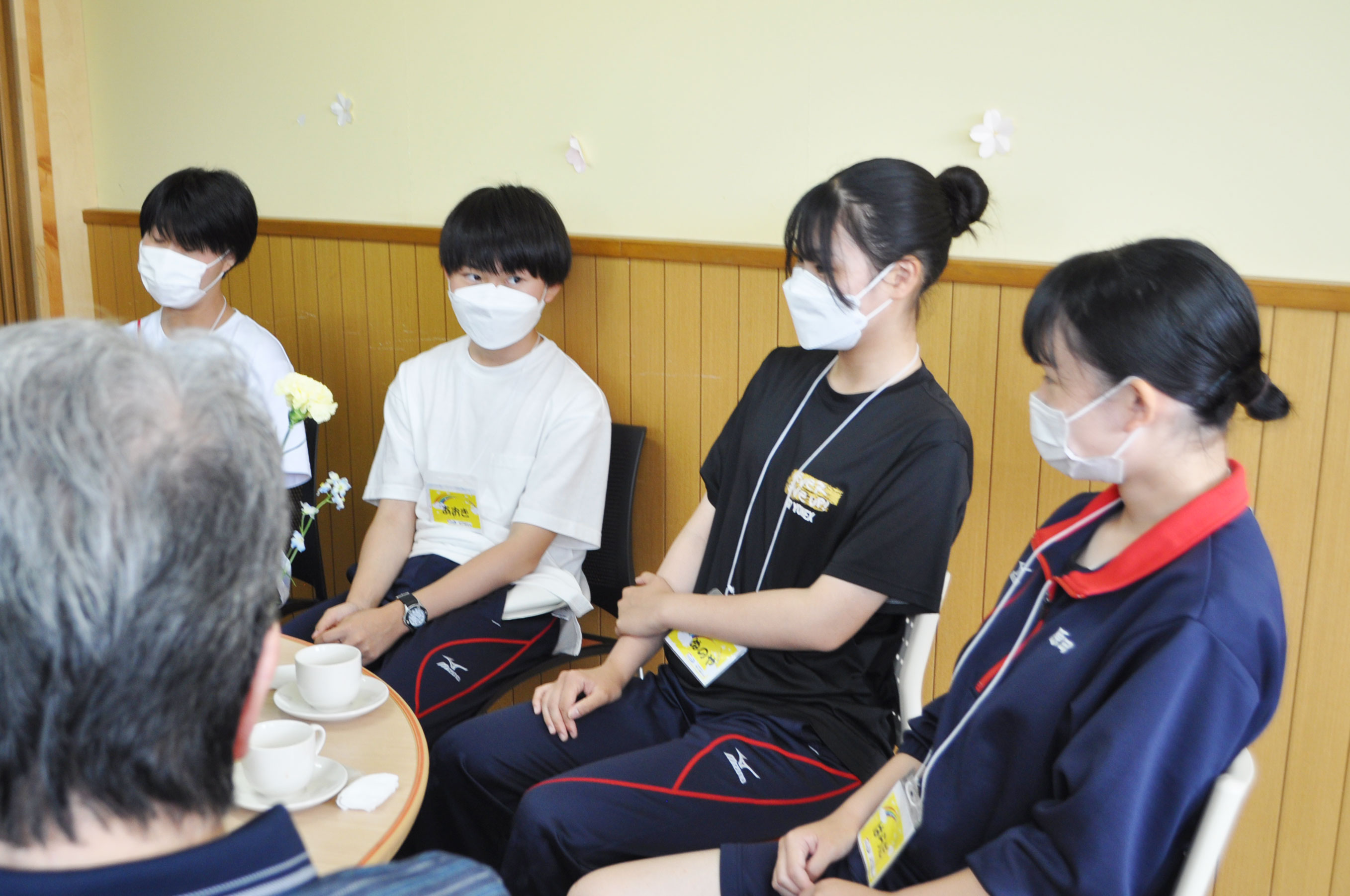 ②