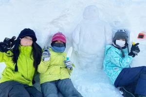 キャラクターの雪像づくり＊くりやまキッズクラブ